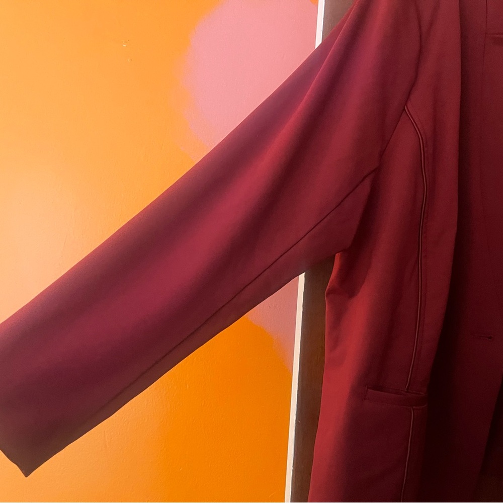 Eloquii Women's Deep/Wine Red Blazer-size 24w - Picture 3 of 6